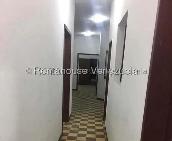 Comercial (Local Comercial) en Alquiler en Los Rosales, Distrito Metropolitano - 10