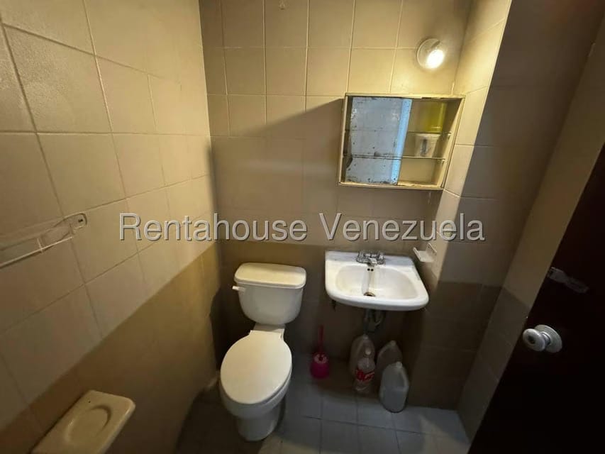 Comercial (Local Comercial) en Venta en Municipio Carrizal, Miranda - 37