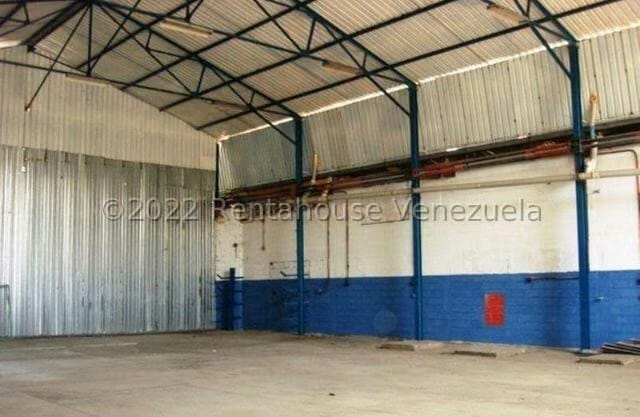 Comercial (Galpon - Deposito) en Alquiler en Guarenas, Miranda - 10