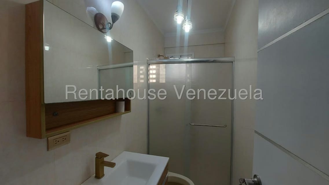 Townhouse (1 Nivel) en Venta en Miraflores, Zulia - 14