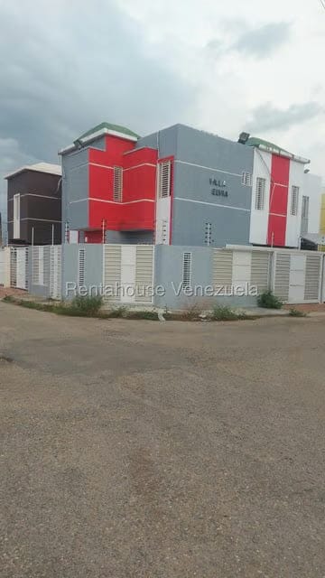 Townhouse (1 Nivel) en Venta en Miraflores, Zulia - 19