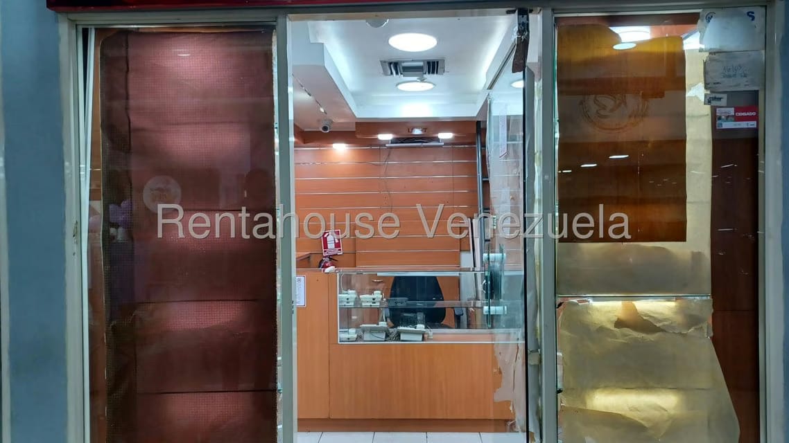 Comercial (Local Comercial) en Alquiler en San Bernardino, Distrito Metropolitano - 4