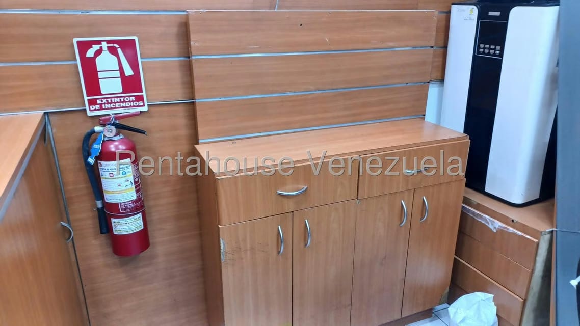 Comercial (Local Comercial) en Alquiler en San Bernardino, Distrito Metropolitano - 7