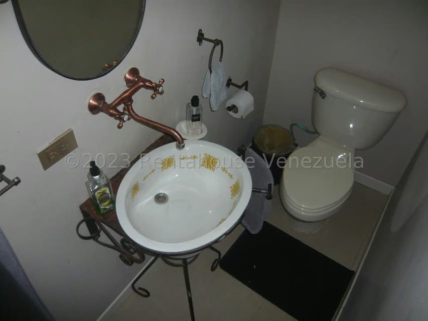 Casa (Multipes Niveles) en Venta en El Hatillo, Distrito Metropolitano - 17