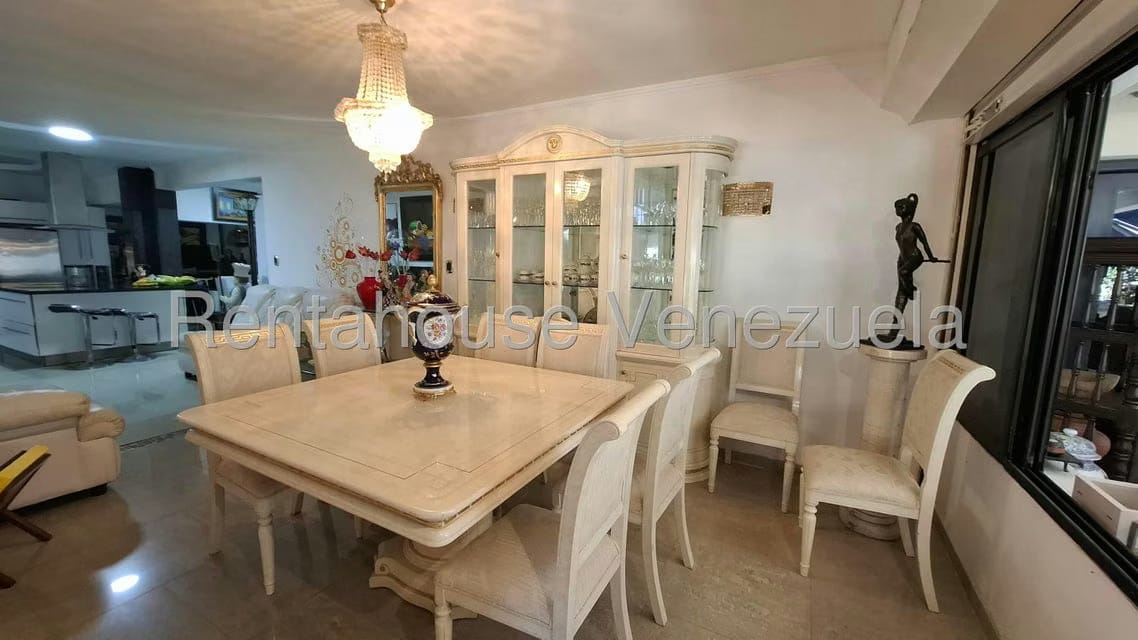 Casa (Multipes Niveles) en Alquiler en Caurimare, Distrito Metropolitano - 11
