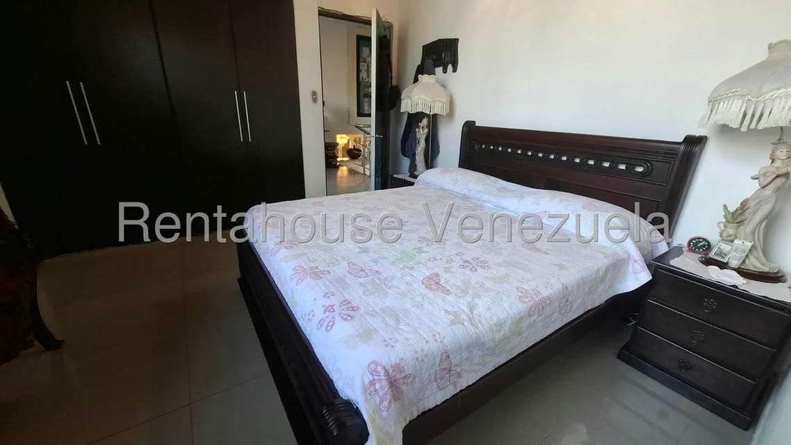 Casa (Multipes Niveles) en Alquiler en Caurimare, Distrito Metropolitano - 20
