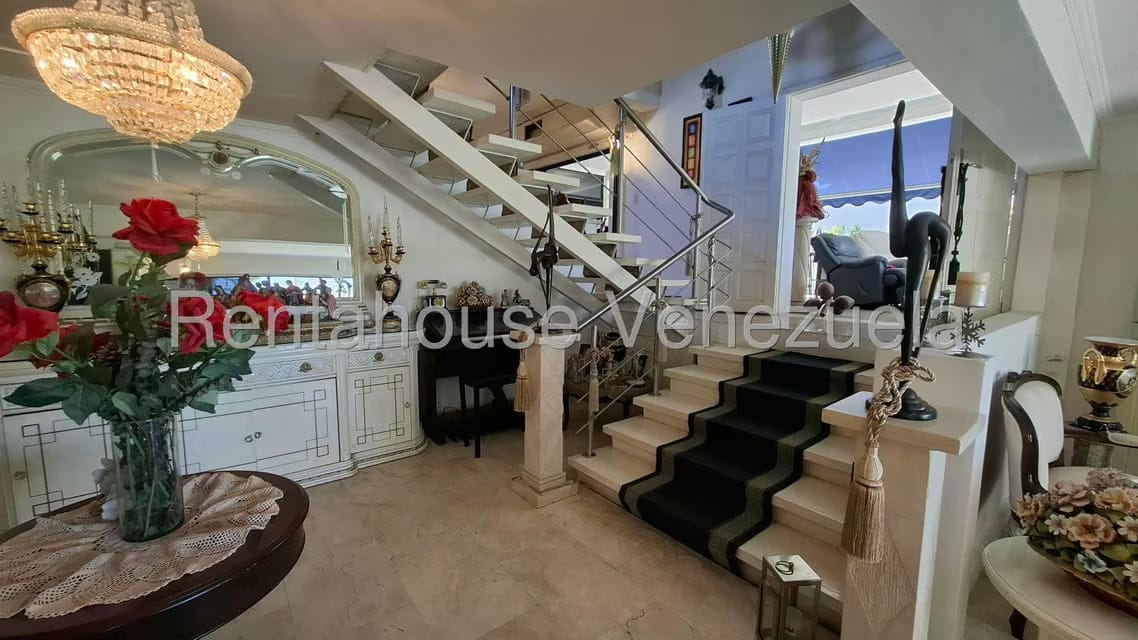 Casa (Multipes Niveles) en Alquiler en Caurimare, Distrito Metropolitano - 9