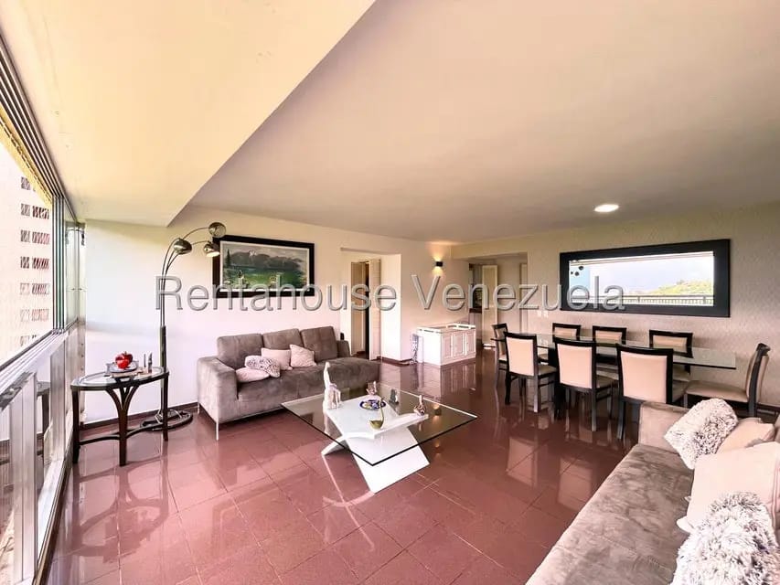 Apartamento (1 Nivel) en Venta en Los Naranjos del Cafetal, Distrito Metropolitano - 3