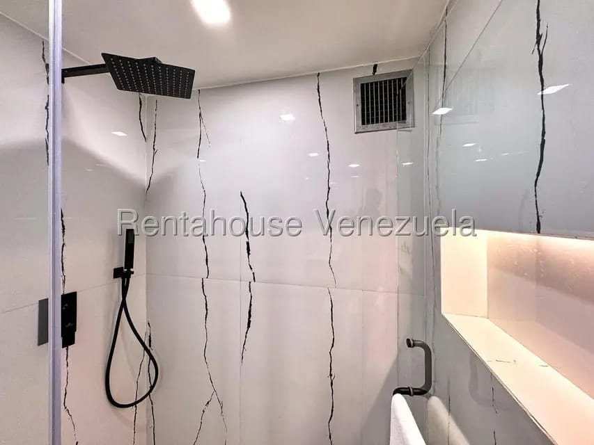 Apartamento (1 Nivel) en Venta en Los Naranjos del Cafetal, Distrito Metropolitano - 21