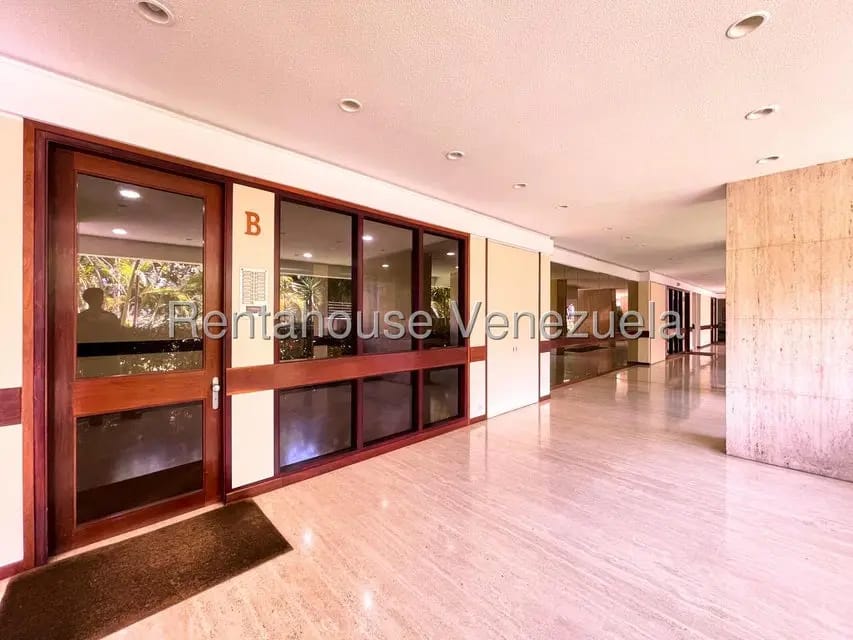 Apartamento (1 Nivel) en Venta en Los Naranjos del Cafetal, Distrito Metropolitano - 31