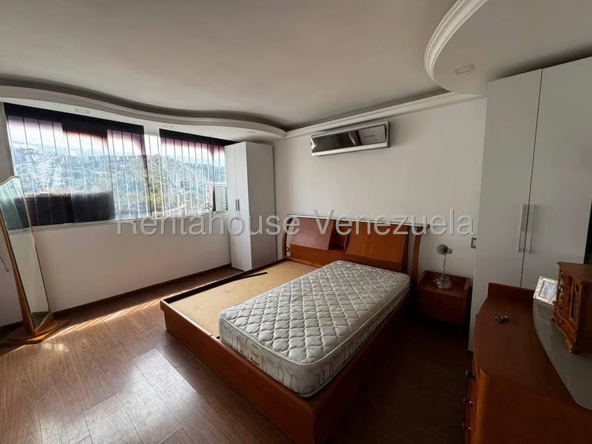 Apartamento (1 Nivel) en Alquiler en Santa Fe Sur, Distrito Metropolitano - 17