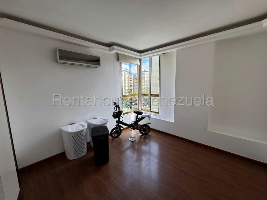 Apartamento (1 Nivel) en Alquiler en Santa Fe Sur, Distrito Metropolitano - 19