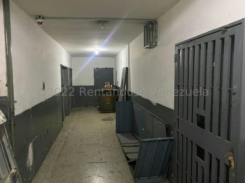 Comercial (Galpon - Deposito) en Alquiler en Catia, Distrito Metropolitano - 13