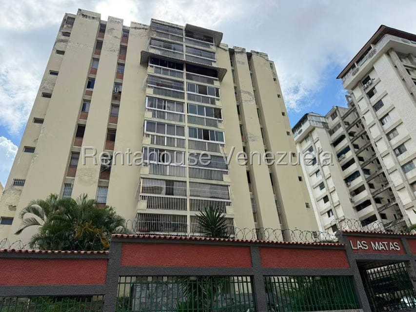 Apartamento (1 Nivel) en Alquiler en Santa Paula, Distrito Metropolitano