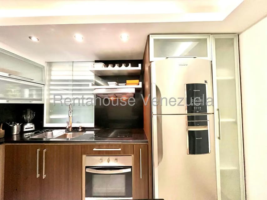 Apartamento (1 Nivel) en Alquiler en Chuao, Distrito Metropolitano - 7