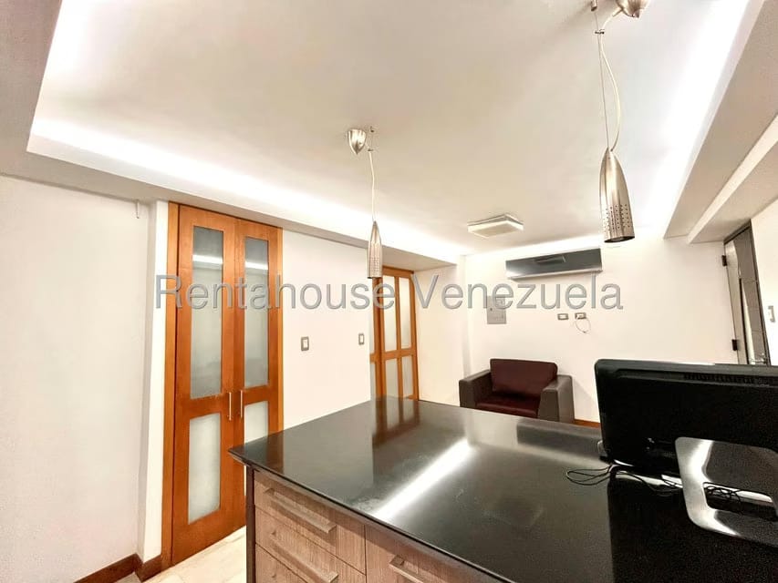 Apartamento (1 Nivel) en Alquiler en Chuao, Distrito Metropolitano - 8