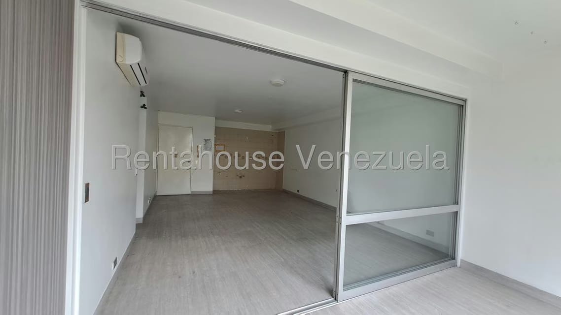 Apartamento (1 Nivel) en Alquiler en Chacao, Distrito Metropolitano - 3
