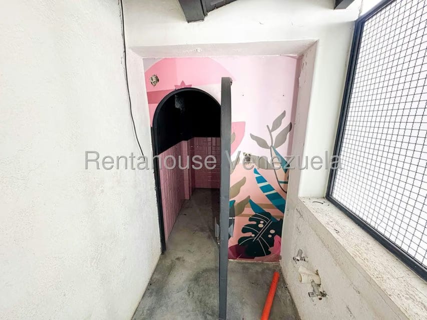 Comercial (Local Comercial) en Alquiler en La Castellana, Distrito Metropolitano - 20