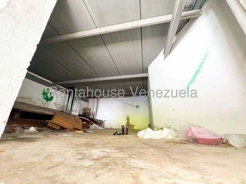 Comercial (Local Comercial) en Alquiler en La Castellana, Distrito Metropolitano - 29