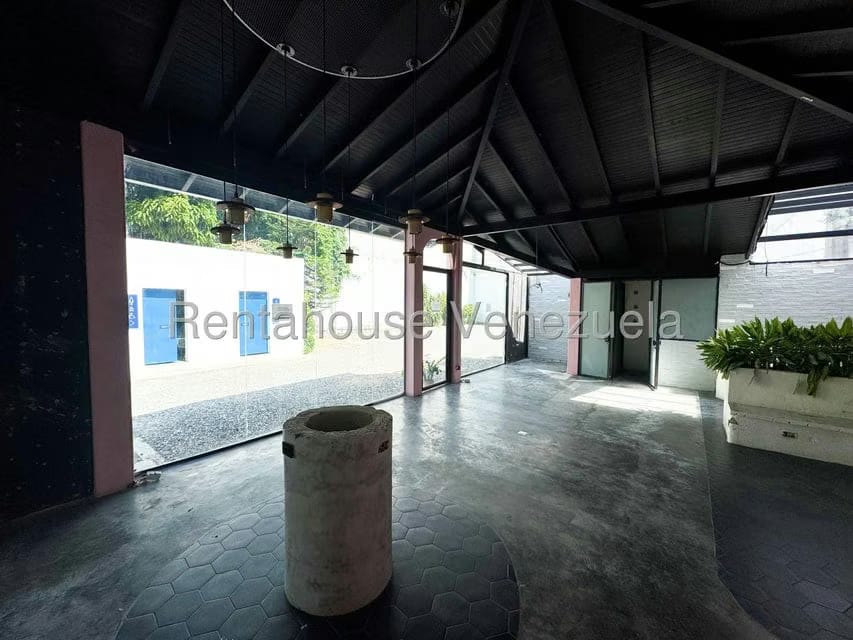 Comercial (Local Comercial) en Alquiler en La Castellana, Distrito Metropolitano - 6