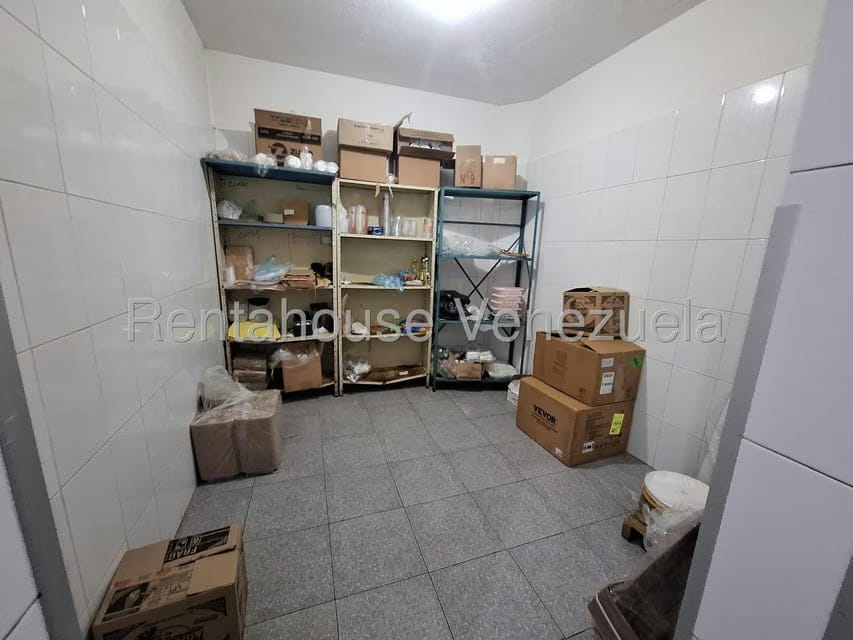 Casa (1 Nivel) en Alquiler en San Bernardino, Distrito Metropolitano - 16