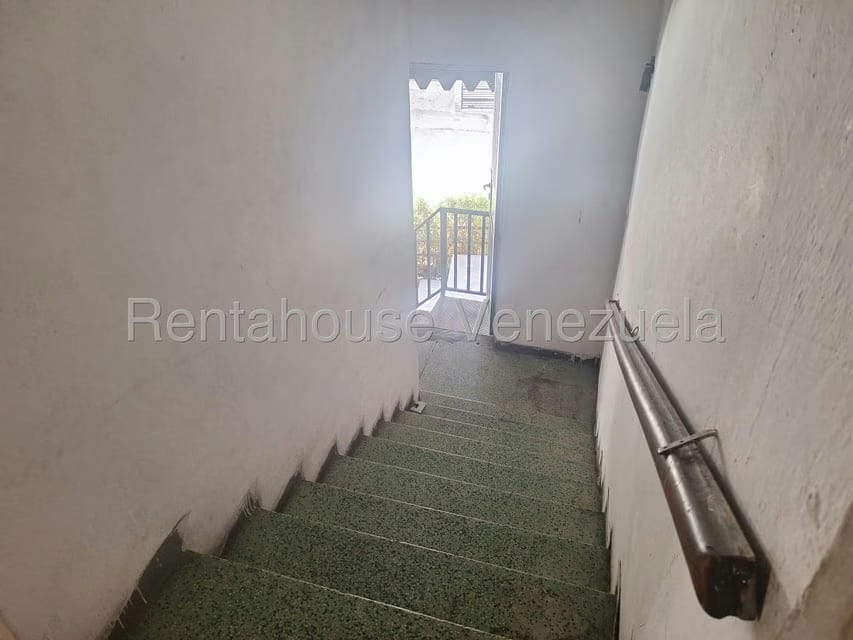 Casa (1 Nivel) en Alquiler en San Bernardino, Distrito Metropolitano - 17