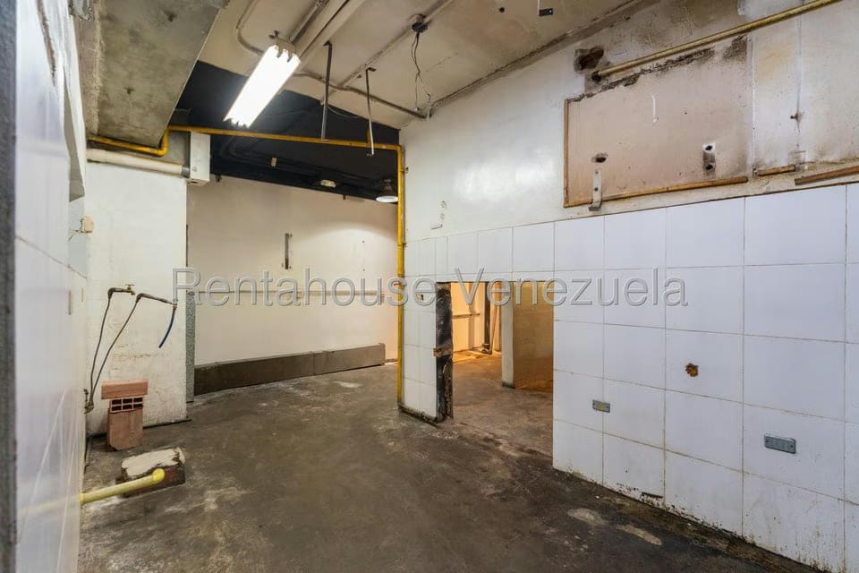Comercial (Local Comercial) en Venta en Santa Paula, Distrito Metropolitano - 19
