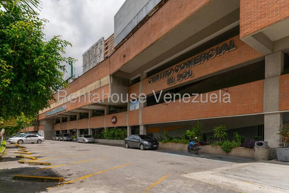 Comercial (Local Comercial) en Venta en Santa Paula, Distrito Metropolitano - 25