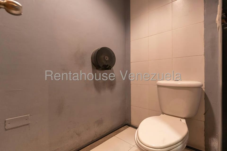 Comercial (Local Comercial) en Venta en Santa Paula, Distrito Metropolitano - 10