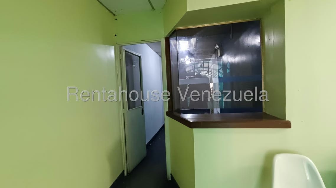 Comercial (Local Comercial) en Alquiler en San Jose de Tarbes, Carabobo - 16