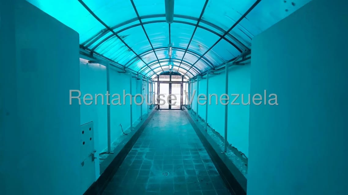 Comercial (Local Comercial) en Alquiler en San Jose de Tarbes, Carabobo - 19