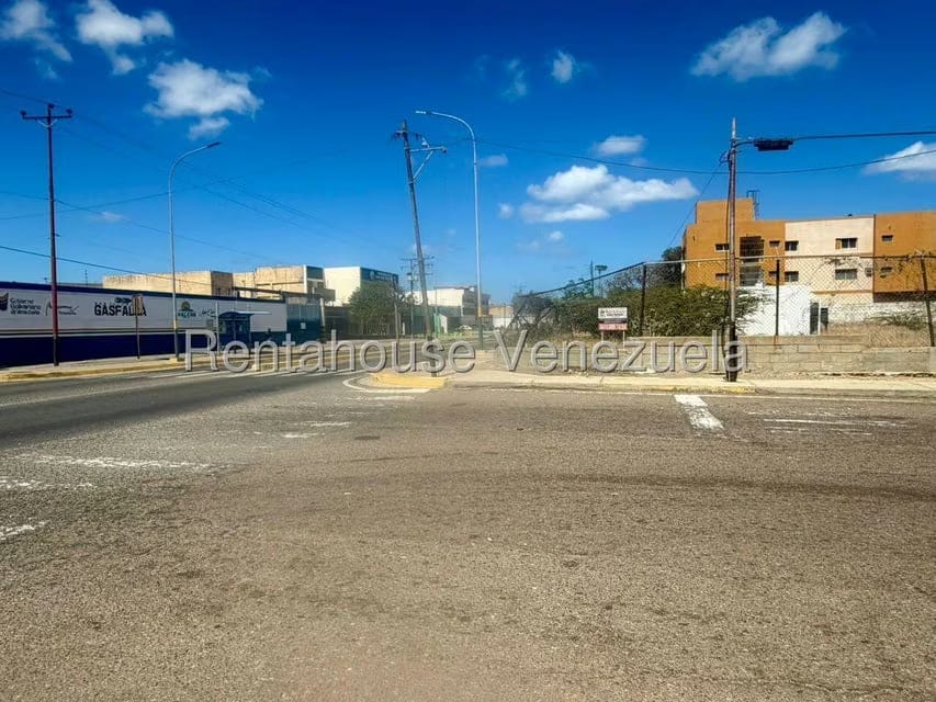 Terreno (Comercial) en Venta en Punto Fijo, Falcon