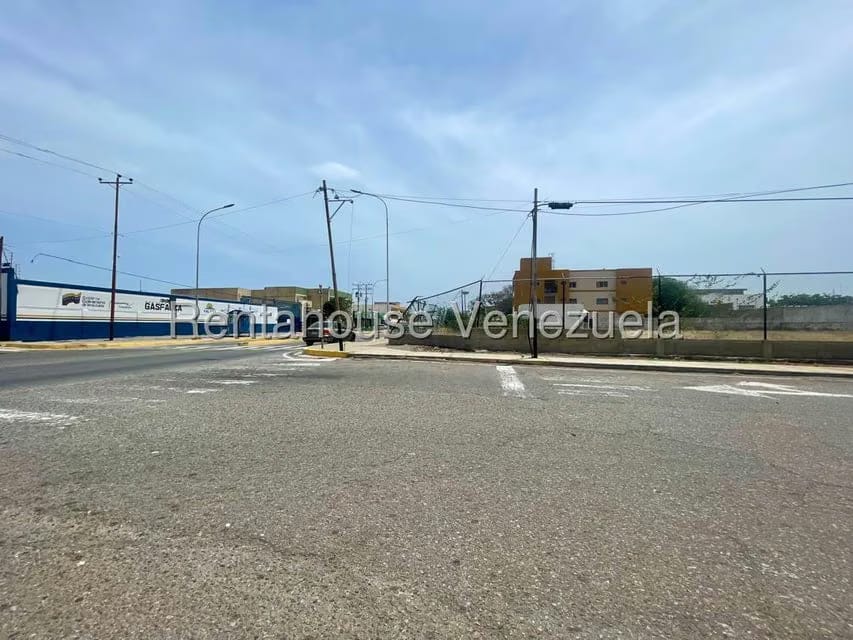 Terreno (Comercial) en Venta en Punto Fijo, Falcon - 4