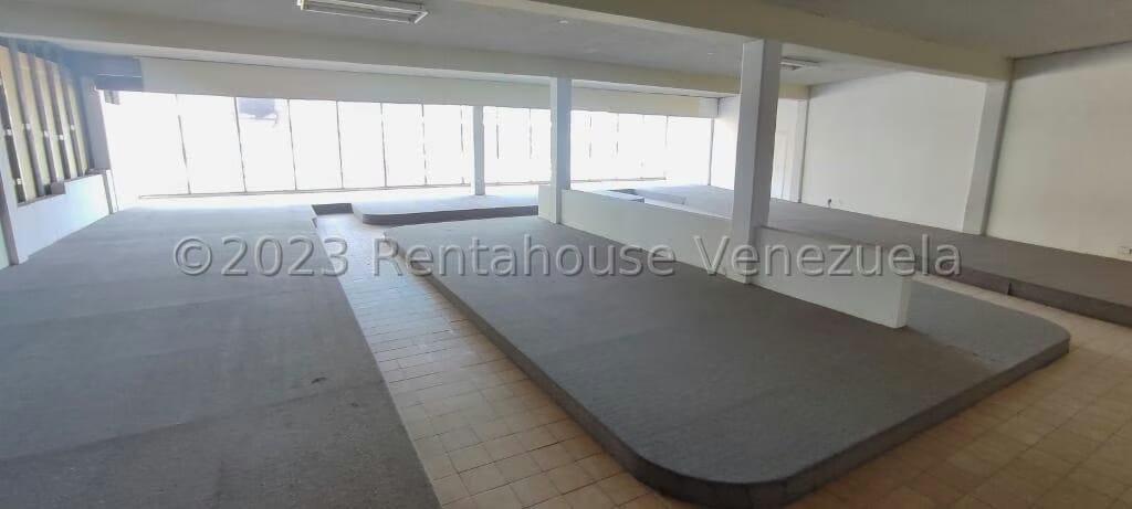 Comercial (Edificio) en Venta en Municipio Carrizal, Miranda - 12