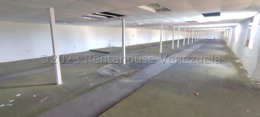 Comercial (Edificio) en Venta en Municipio Carrizal, Miranda - 13
