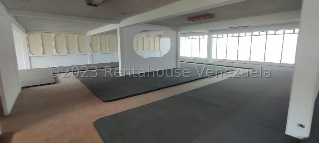 Comercial (Edificio) en Venta en Municipio Carrizal, Miranda - 14