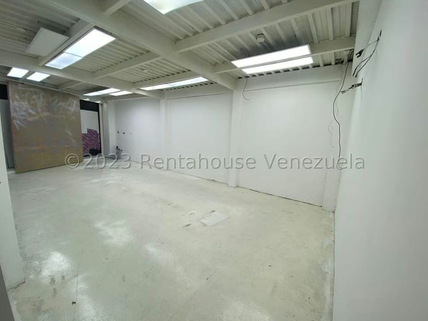 Comercial (Local Comercial) en Alquiler en La Boyera, Distrito Metropolitano - 7