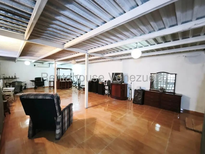 Casa (Duplex) en Venta en Guaracarima, Aragua - 16