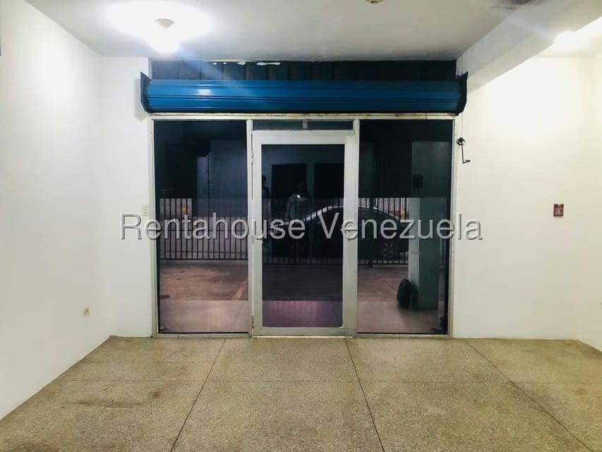 Comercial (Local Comercial) en Alquiler en Los Pinos, Lara - 5