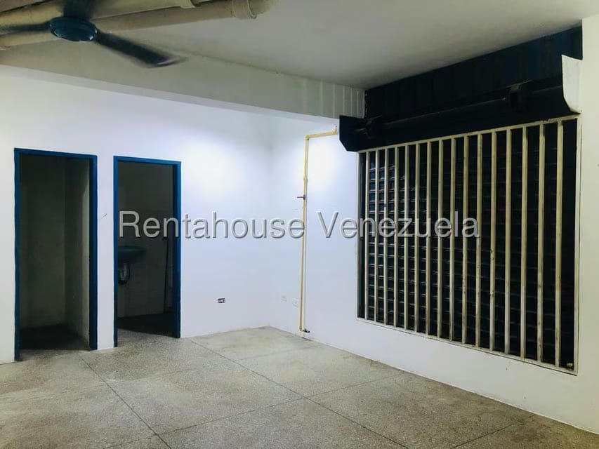 Comercial (Local Comercial) en Alquiler en Los Pinos, Lara - 8
