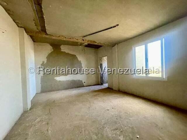 Townhouse (Duplex) en Venta en Puerta Maraven, Falcon - 12