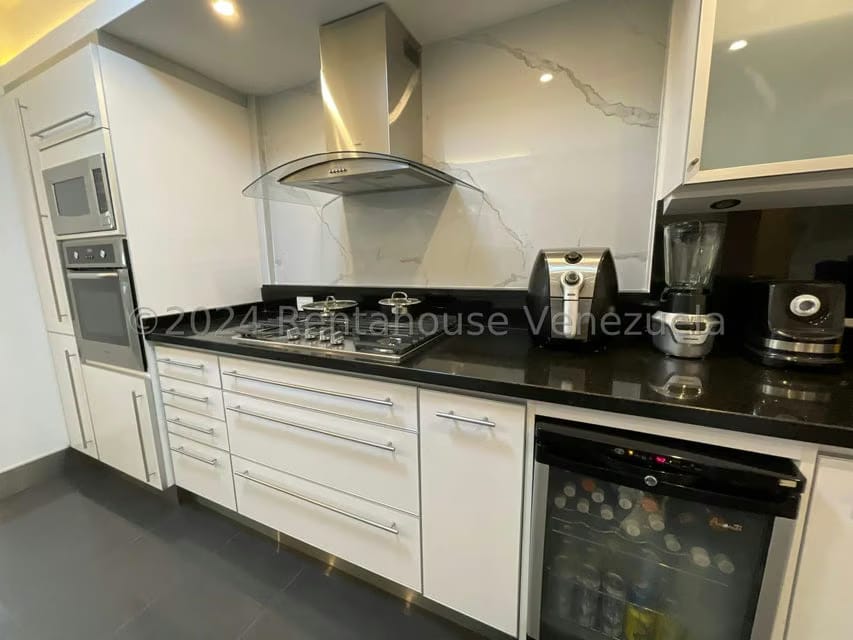 Apartamento (1 Nivel) en Venta en La Florida, Distrito Metropolitano - 12