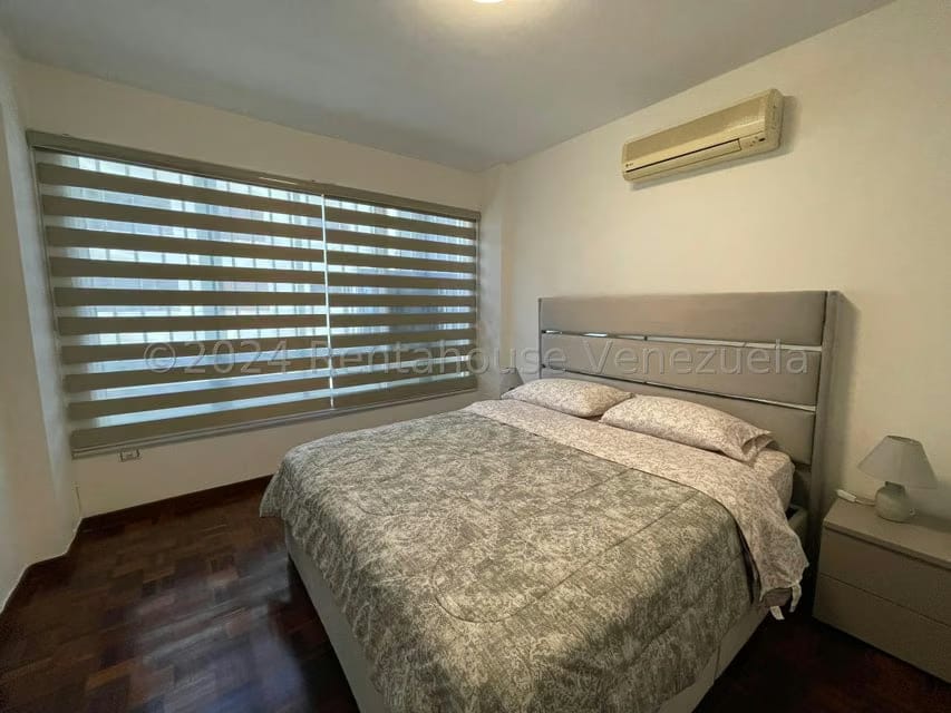 Apartamento (1 Nivel) en Venta en La Florida, Distrito Metropolitano - 16