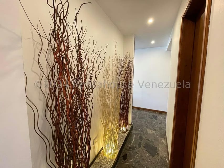 Apartamento (1 Nivel) en Venta en La Florida, Distrito Metropolitano - 21