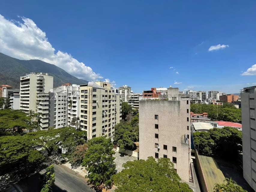 Apartamento (1 Nivel) en Venta en La Florida, Distrito Metropolitano - 22