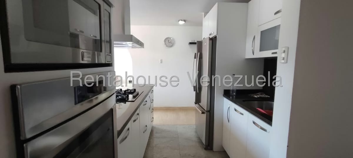 Apartamento (1 Nivel) en Alquiler en El Hatillo, Distrito Metropolitano - 12