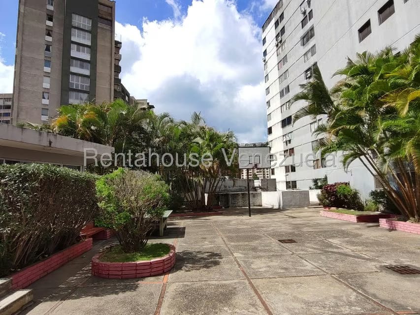 Apartamento (1 Nivel) en Alquiler en El Hatillo, Distrito Metropolitano - 36