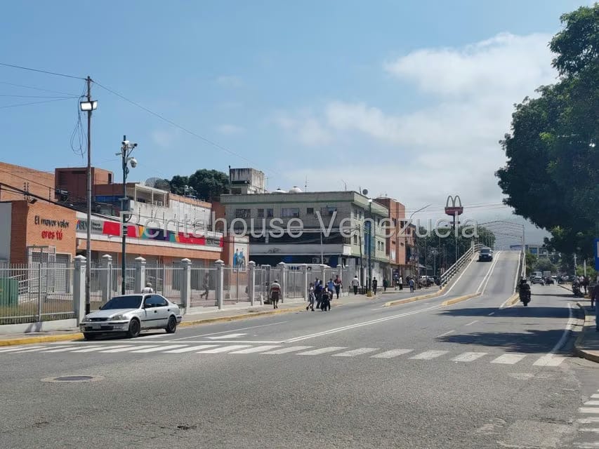 Apartamento (1 Nivel) en Venta en La Atlantida, Vargas - 16