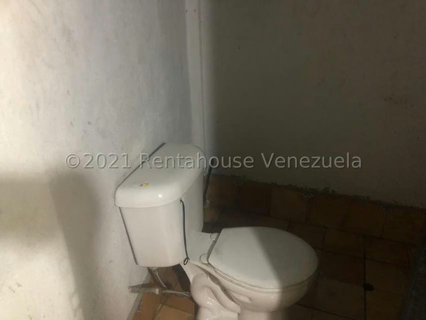 Comercial (Galpon - Deposito) en Venta en Turumo, Distrito Metropolitano - 19