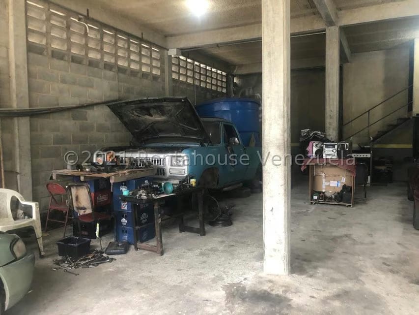 Comercial (Galpon - Deposito) en Venta en Turumo, Distrito Metropolitano - 8